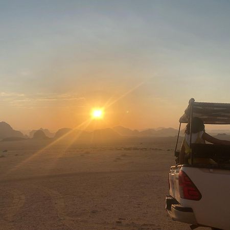 Glamp Camp Wadi Rum Ngoại thất bức ảnh